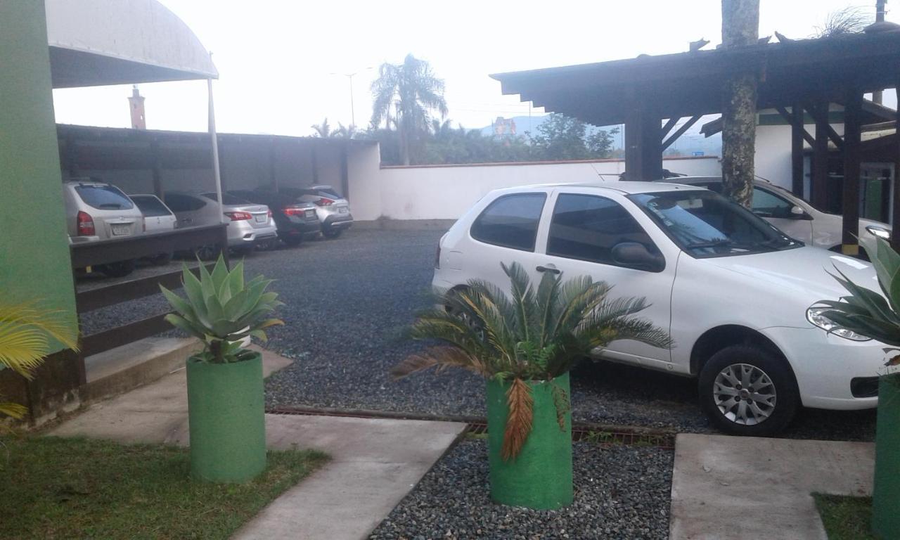 Pousada Vila Do Parque 佩尼亚 外观 照片